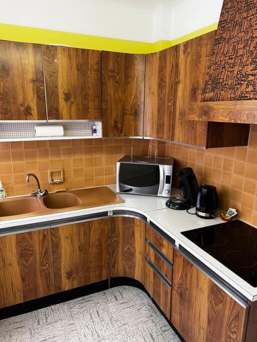 Appartement Avec Balcon En Centre Ville Bourges Buitenkant foto